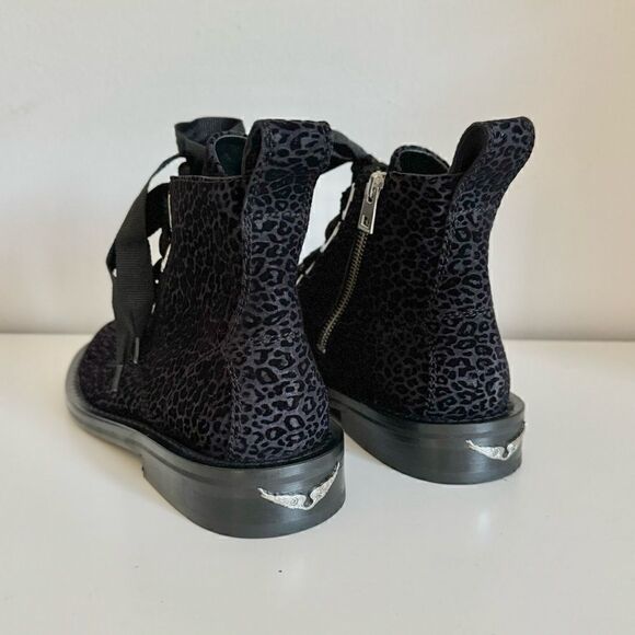 ⭕️ Zadig & Voltaire Black Velvet Printed Chelsea Boots Size 9 39 NEW - Picture 5 of 9